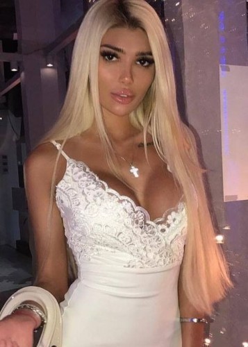 Лина, Г. Ростов Великий